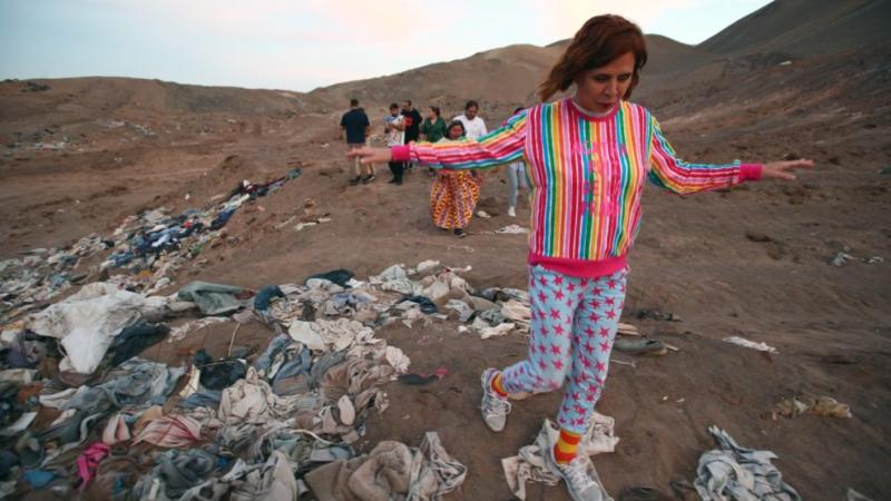 Agatha Ruiz de la Prada en desierto de Atacama. Créditos: Instagram