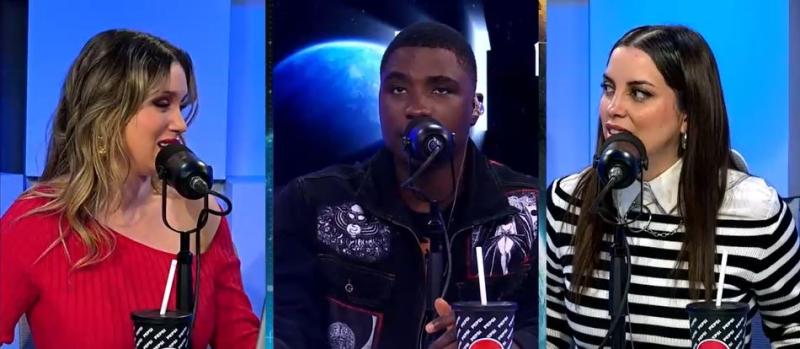 Mike en el react de Mundos Opuestos