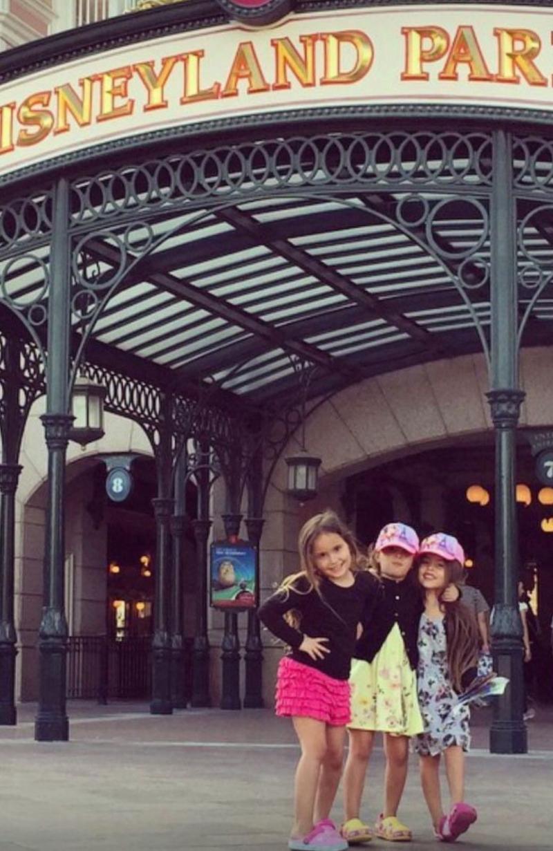 Saludo de Coté López a sus trillizas que cumplieron 15 años - Instagram