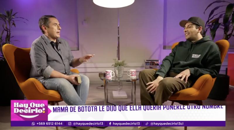 Botota se conecta con su madre y abuelo.