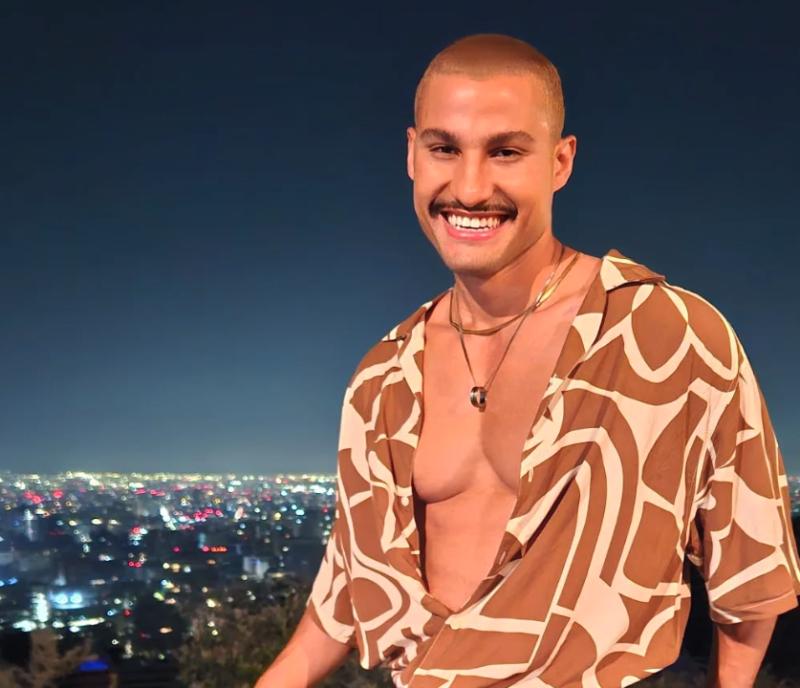 Ellans De Santis - Instructor del Miss Universo Chile 2025.