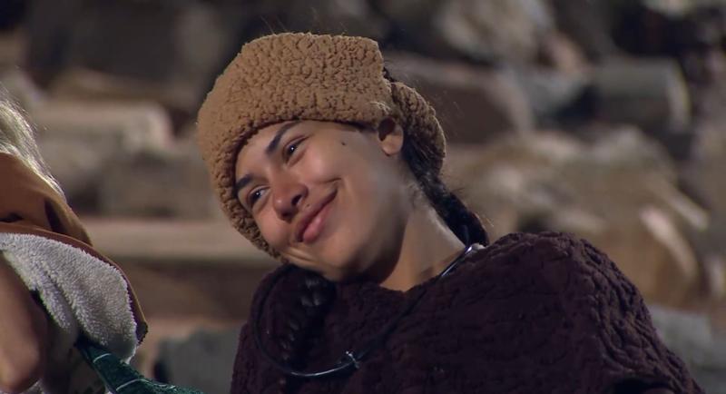 Eskarcita en Mundos Opuestos