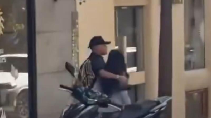 Jere Klein y Katteyes, artistas urbanos chilenos