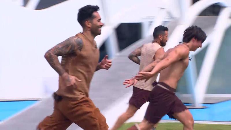 Luis Jiménez en Mundos Opuestos