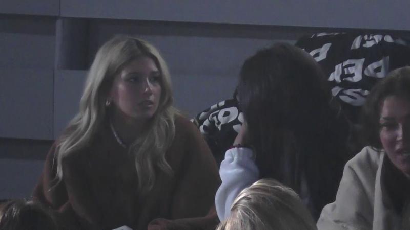 Eskarcita le pide a Matu que no hable de ella