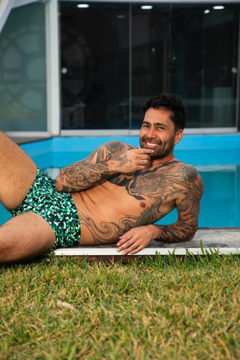 Mago Jiménez en Mundos Opuestos