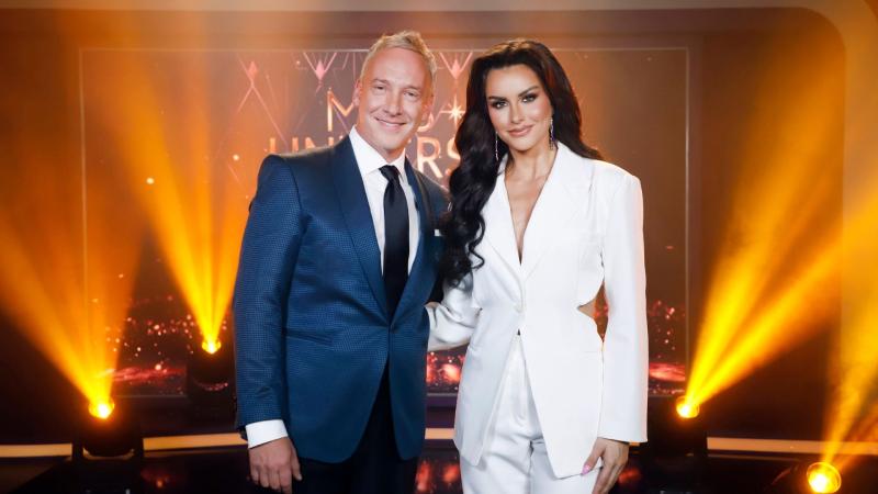 Martín Cárcamo y Emilia Dides, animadores del Miss Universo Chile 2025