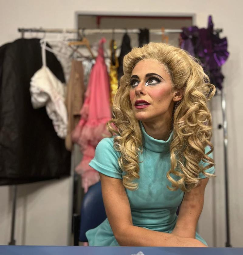 Monserrat Ballarín en la obra Morir de Amor. Créditos: Instagram