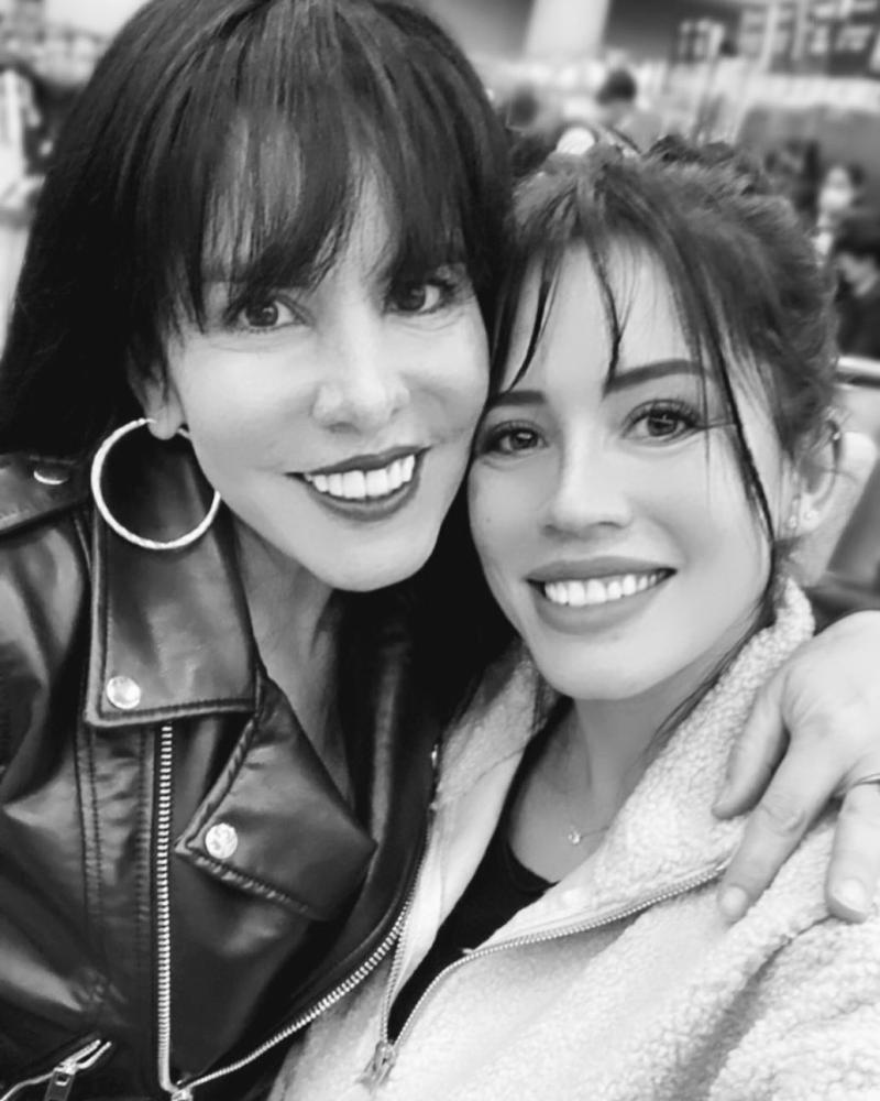 Anita Alvarado y Angie Alvarado - Instagram @angitaaalvarado