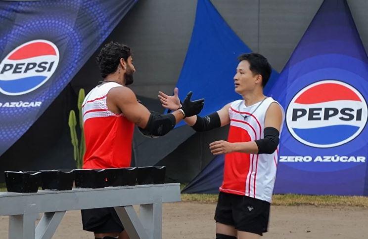 Competencia de salvación en Mundos Opuestos