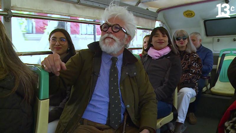 Federico Sánchez en bus Turistik. Créditos: 13C