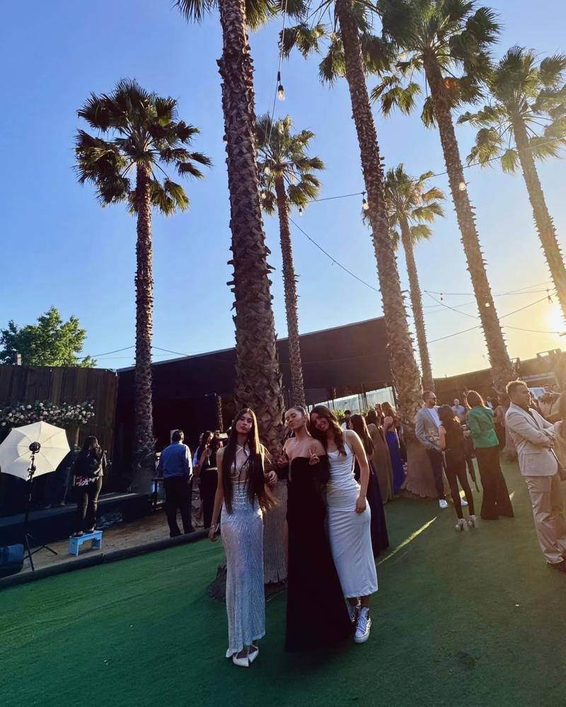 Hijas de Coté López y Luis Jiménez