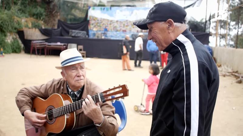 Juanín Navarro y JM en Avivando el Bolero. Créditos: 13C