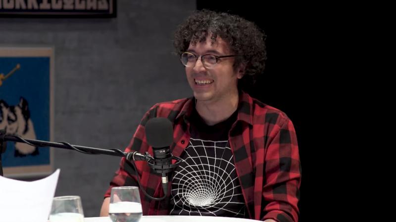 Robbie Barrera en Crónicas Terrícolas. Créditos: YouTube.