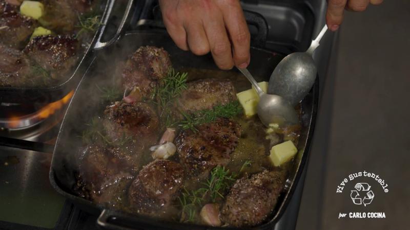 Filete a la pimienta en Vive Sustentable. Créditos: 13C.
