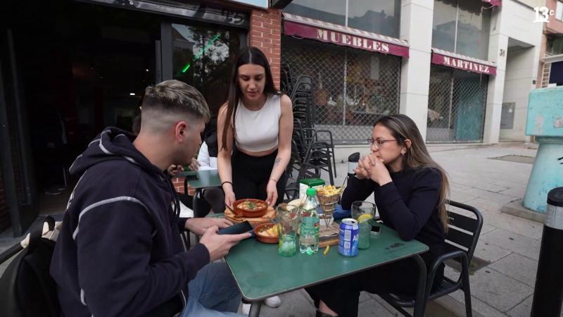 Nicole Figueroa es parte de "Bar La Chilena". Créditos: 13C