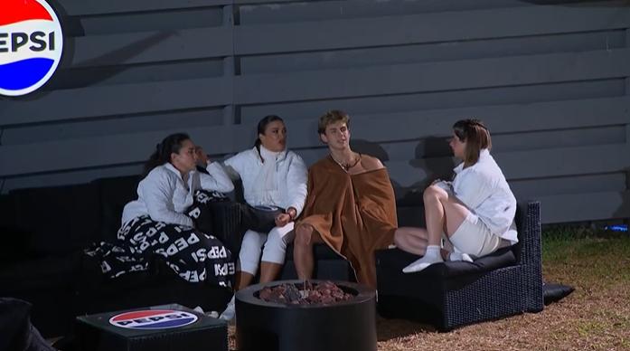 Diego contra sus compañeros de equipo