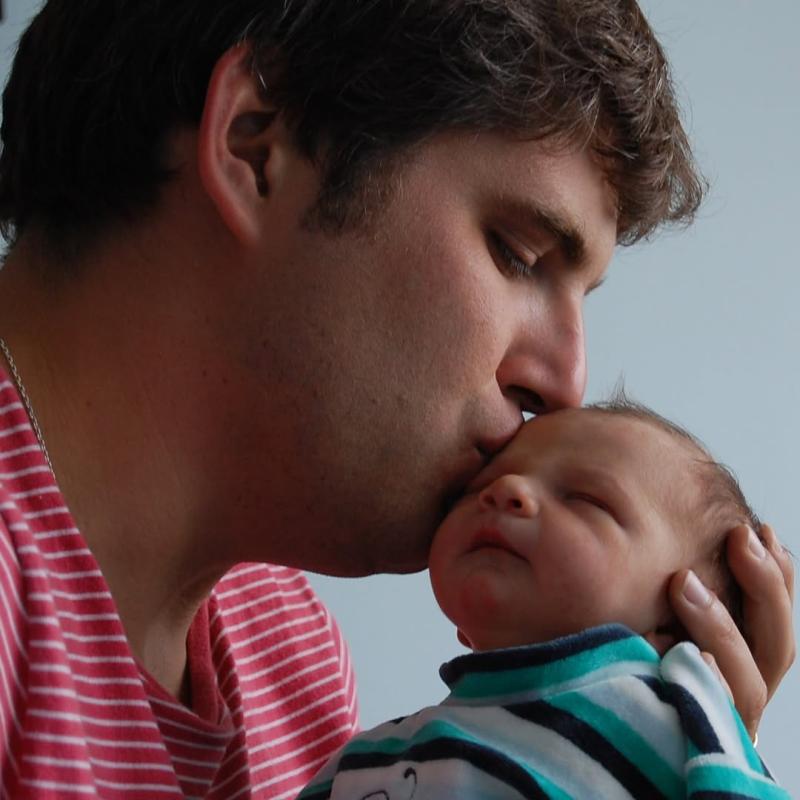 Manuel de Tezanos y su hijo | Instagram