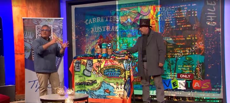 Típica: Toallas de playa 100% algodón con paisajes chilenos.