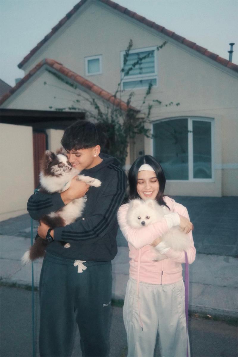 Oliver Borner junto a Tati Fernández en su nueva casa - Cedida