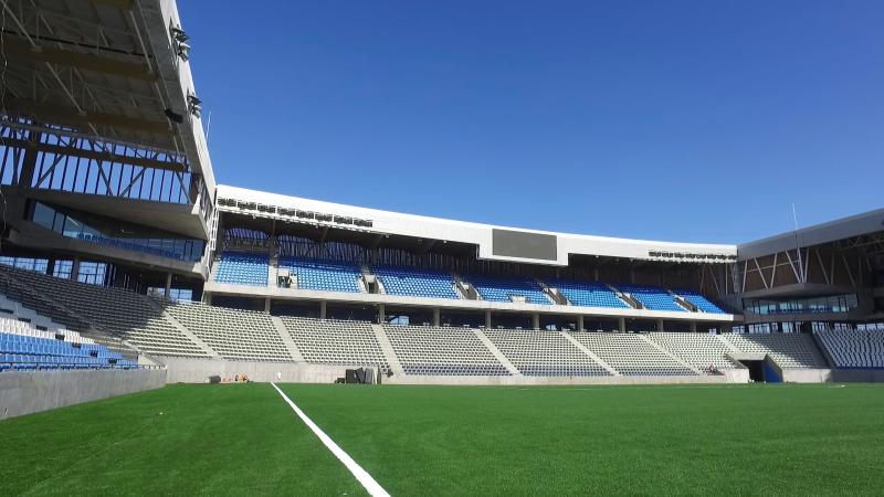 Interior del remodelado Claro Arena. Créditos: 13C
