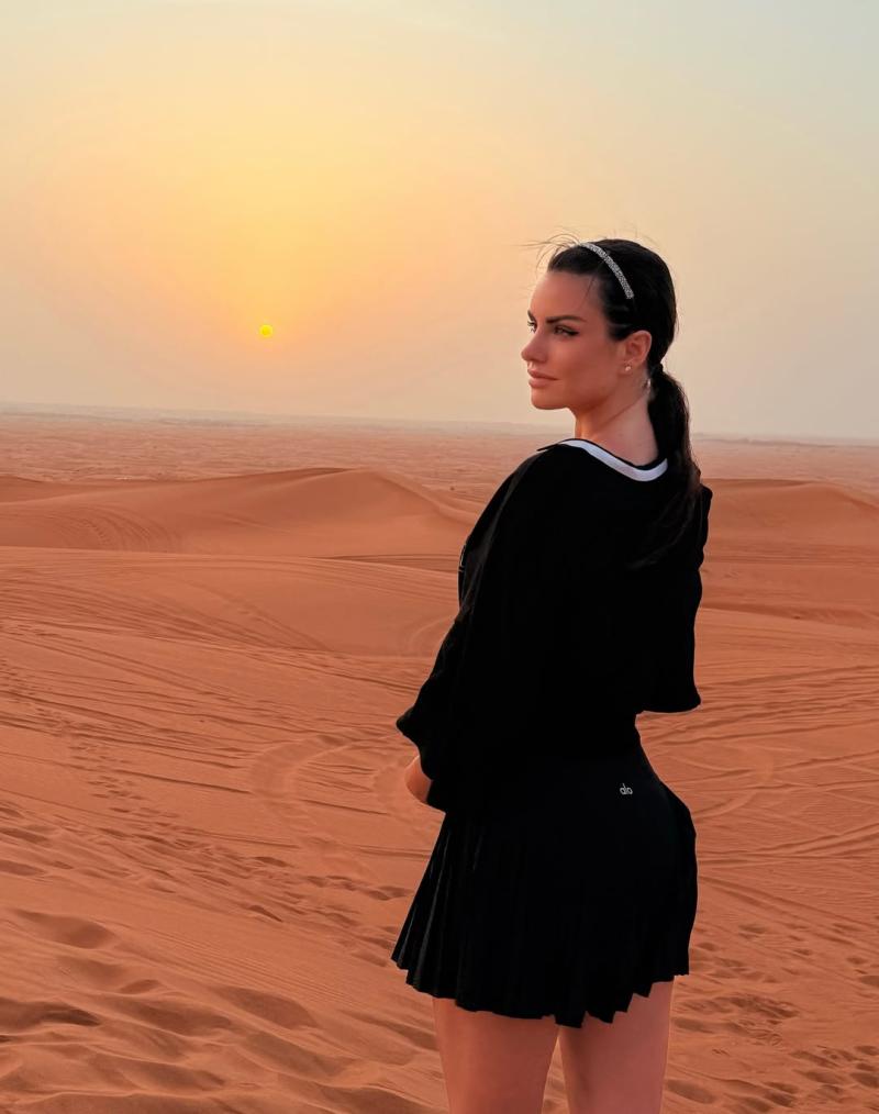 Emilia Dides - Instagram