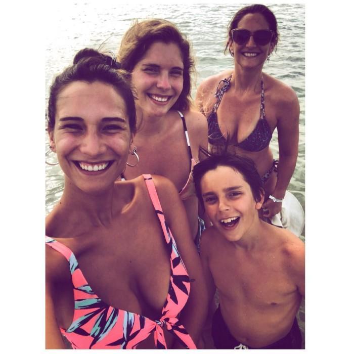 Foto de archivo: Francisca Imboden y sus hijos.