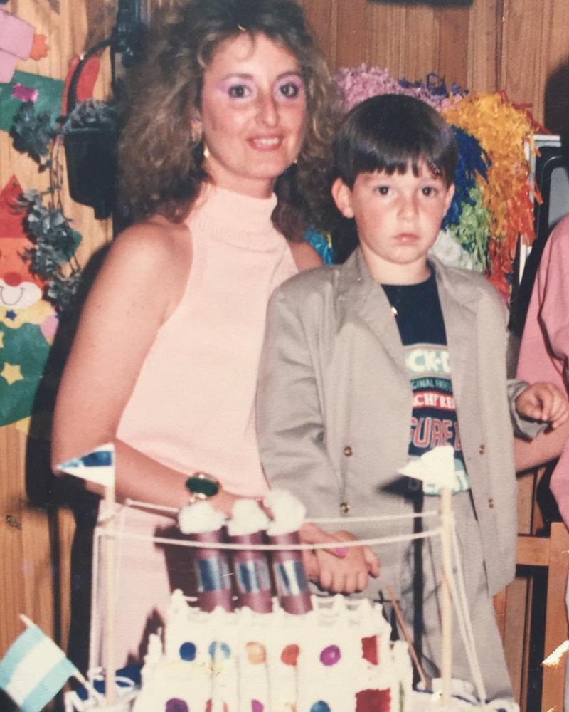 Luis Mateucci junto a su madre - Instagram