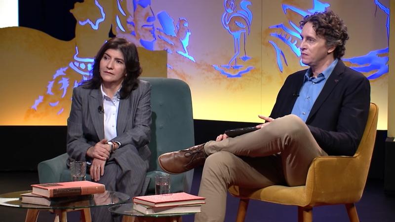 Académicos Soledad Vallejo y Esteban Calvo en "Hablemos de Chile". Créditos: Media UC.