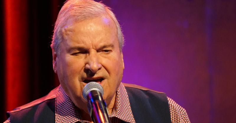 Antonio Zabaleta en Sesiones Avivando la Nueva Ola / Créditos: Andrés Mc Nab