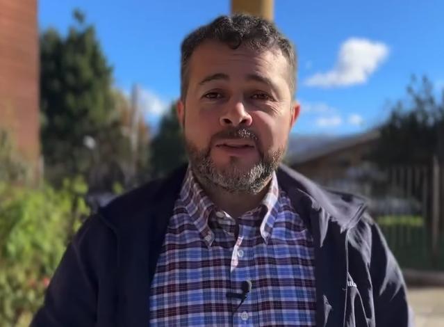 El alcalde de Melipeuco, Alejandro Cuminao/Instagram