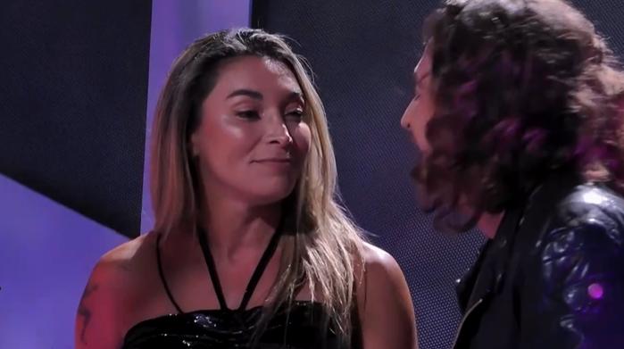 Evelyn Ortiz en Mundos Opuestos