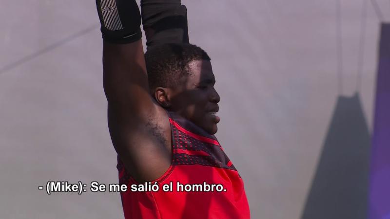 Mike Milfort en Mundos Opuestos