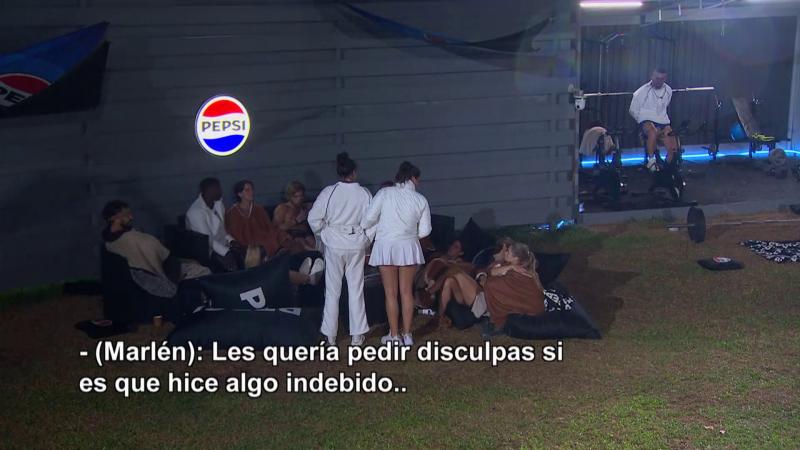 Marlen Olivari se disculpa con Mario y Joche