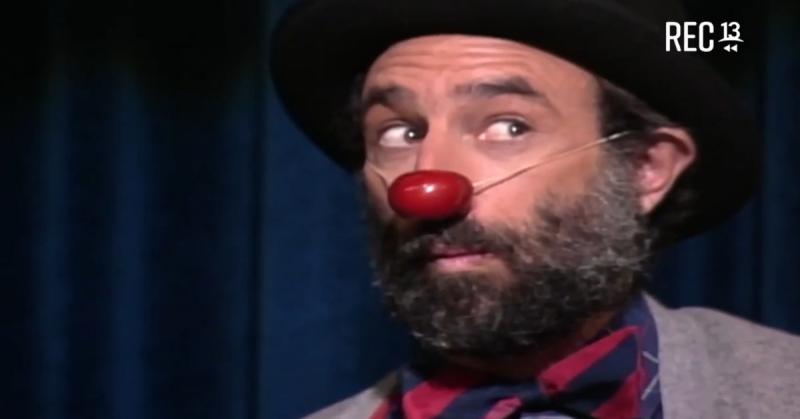 Avner el excéntrico en Martes 13