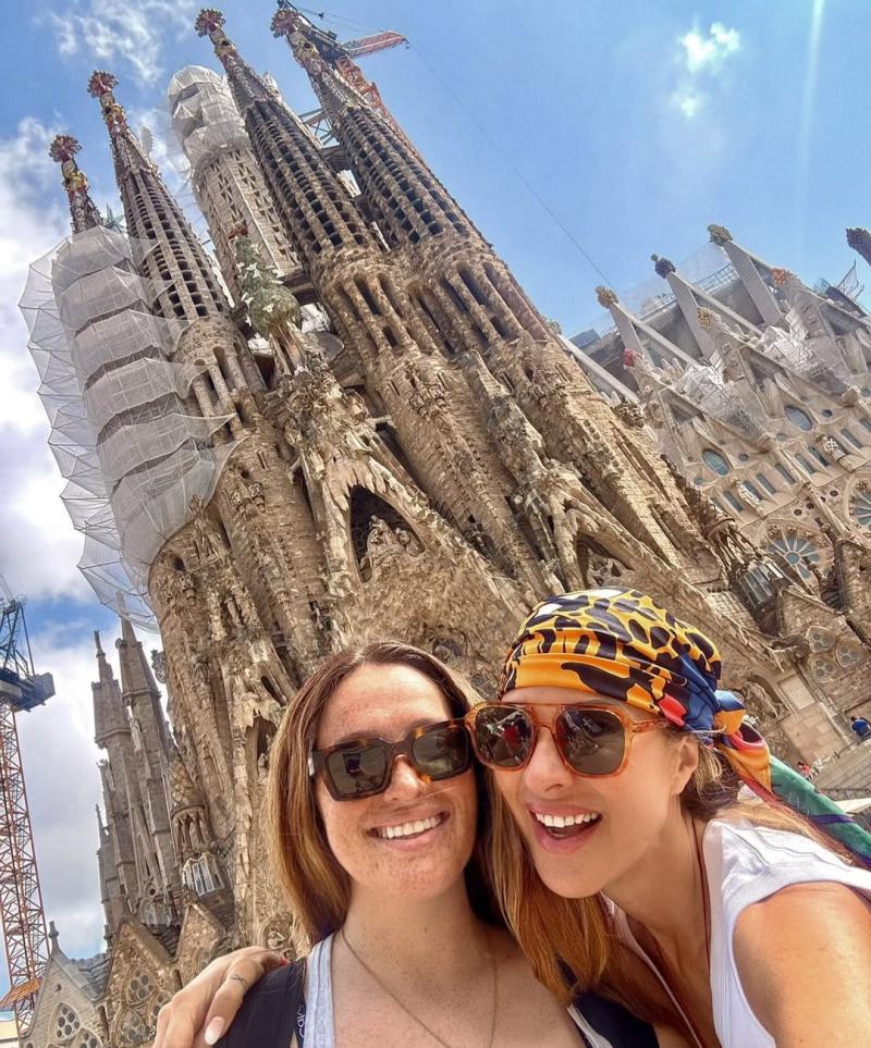 Angélica Castro y Laura de la Fuente