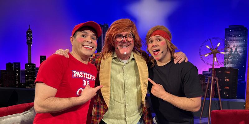 Marcelo Comparini junto a Pastelito de Chile y Pastelito Junior. Créditos: 13C