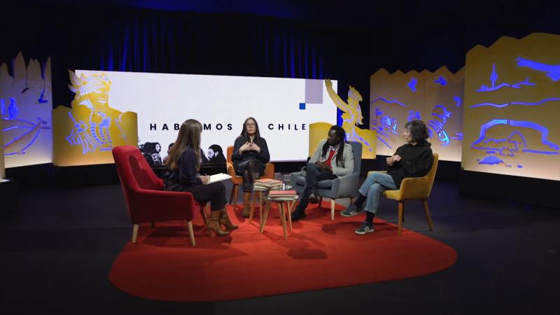 Académicos debaten sobre la experiencia de los migrantes en Chile. Créditos: Media UC.