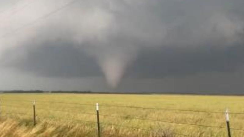 Alerta de tornados en Chile
