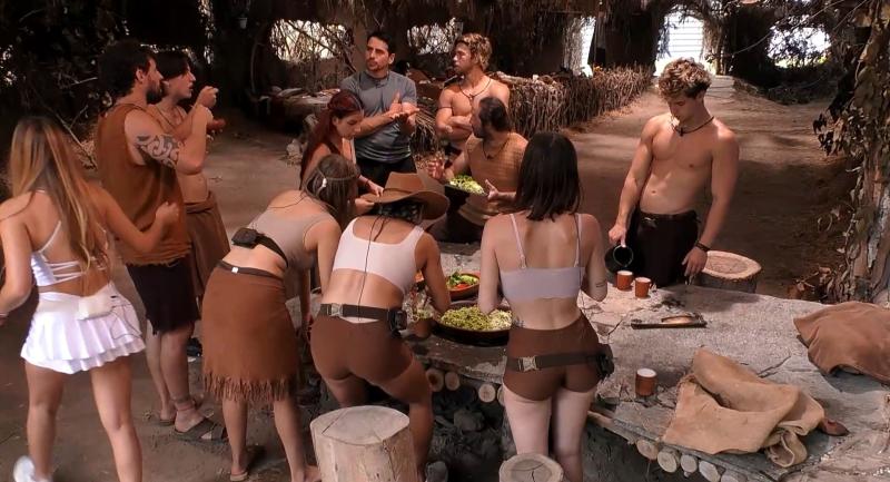 Pangal cuenta que se le rompió la pulsera