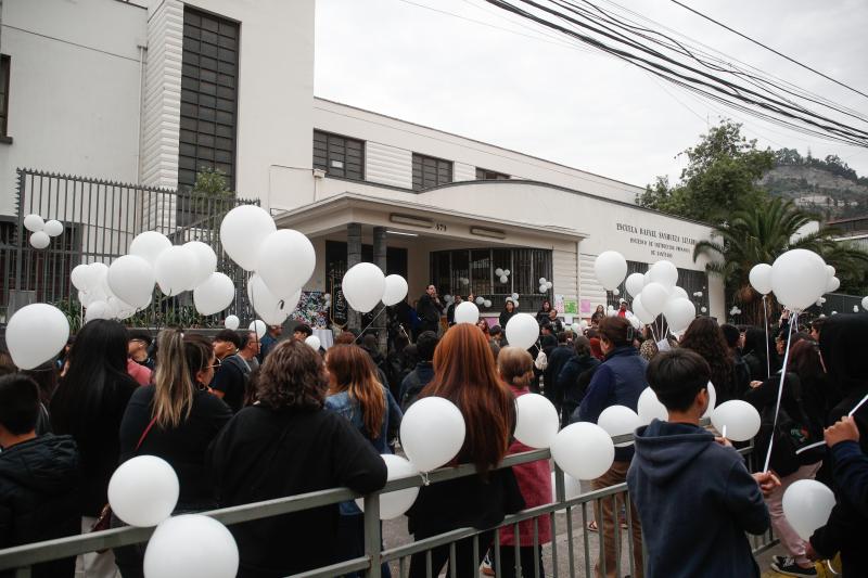 Funeral de Esteban Hermosilla, menor fallecido en Recoleta - Aton.