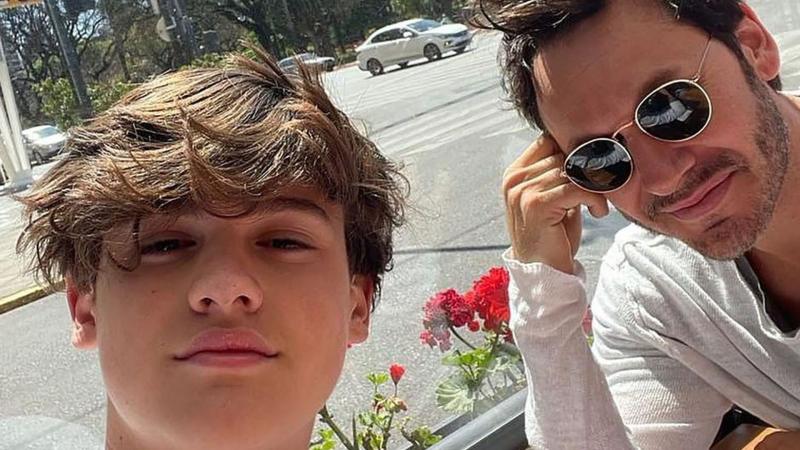 Benjamín Vicuña y su hijo Bautista - Redes sociales