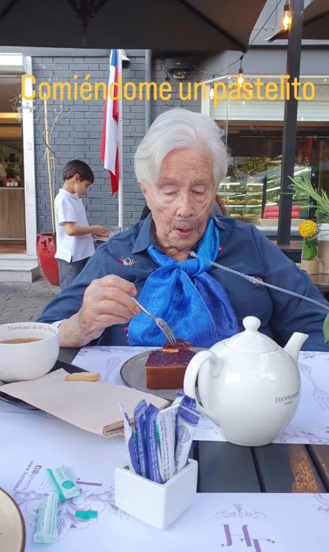 Delfina Guzmán compartió foto comiendo pastelito - Instagram