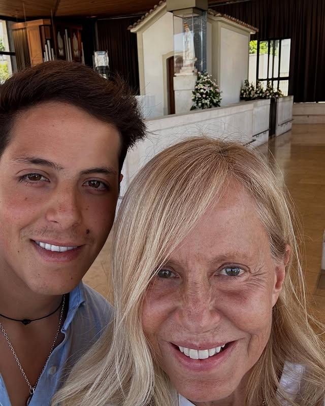 Cecilia Bolocco y su hijo Máximo - Instagram