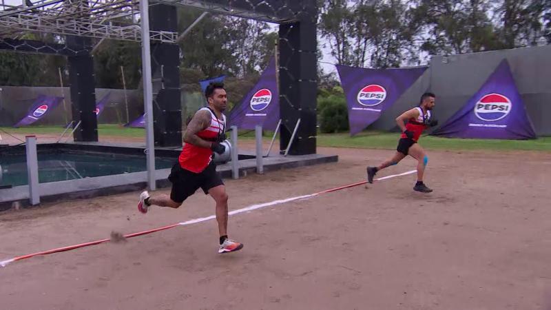 Competencia de salvación en Mundos Opuestos