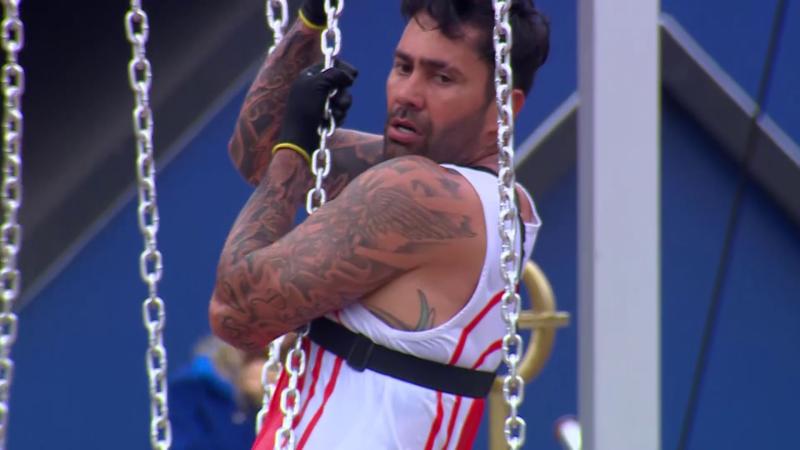 Luis Jiménez en Mundos Opuestos