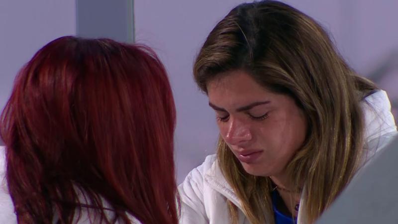 Chilota y Roon en Mundos Opuestos