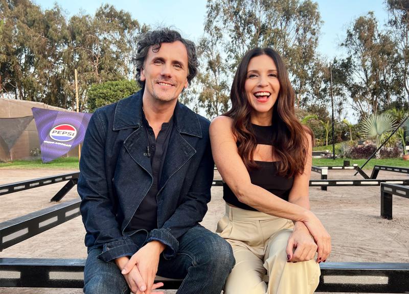 Sergio Lagos y Karla Constant en Mundos Opuestos