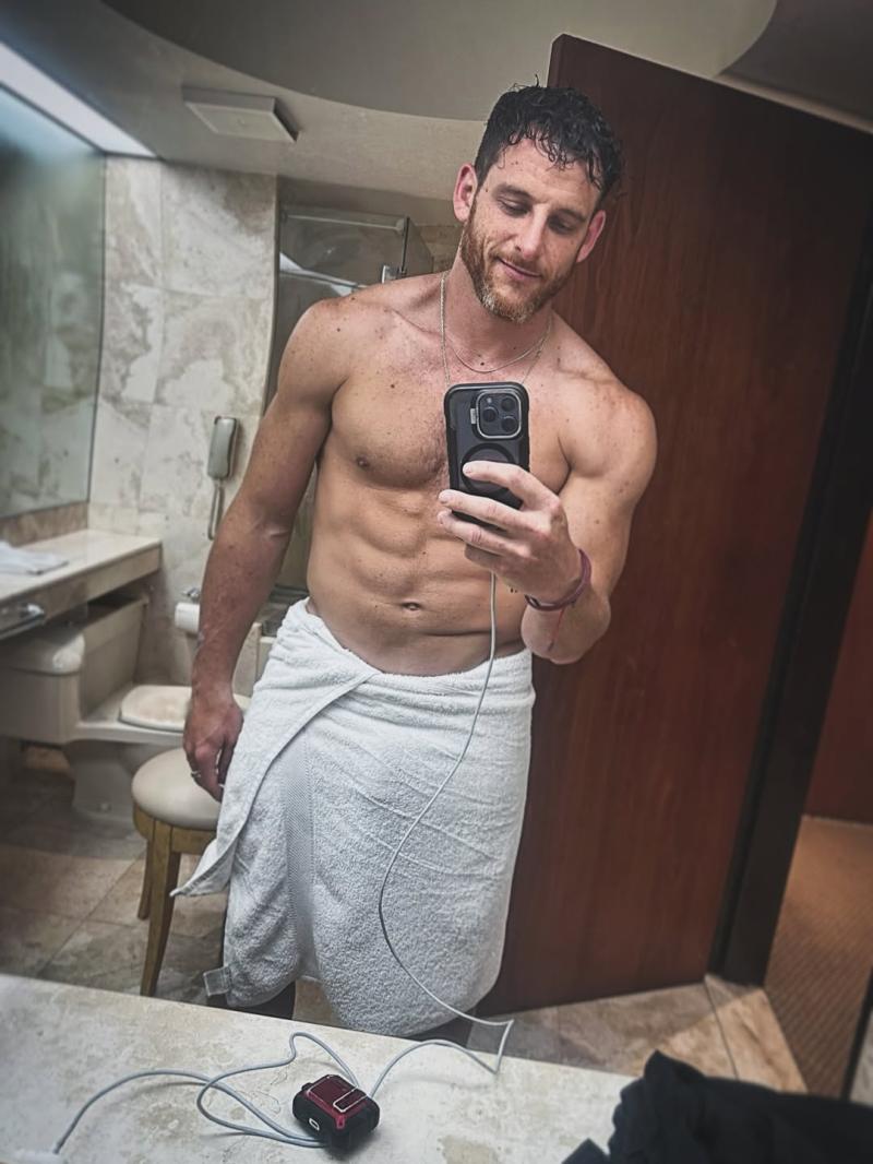 Eyal Meyer | Instagram