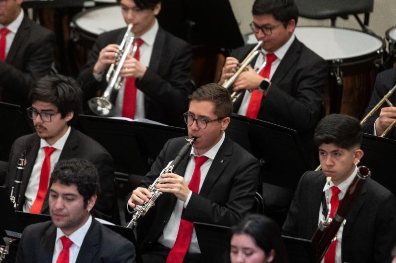 Orquesta Sinfónica Nacional Juvenil de FOJI dirigida por Paolo Bortolameolli celebrará el Día de la Música Internacional con la magia del Medio Oriente y otros clásicos.